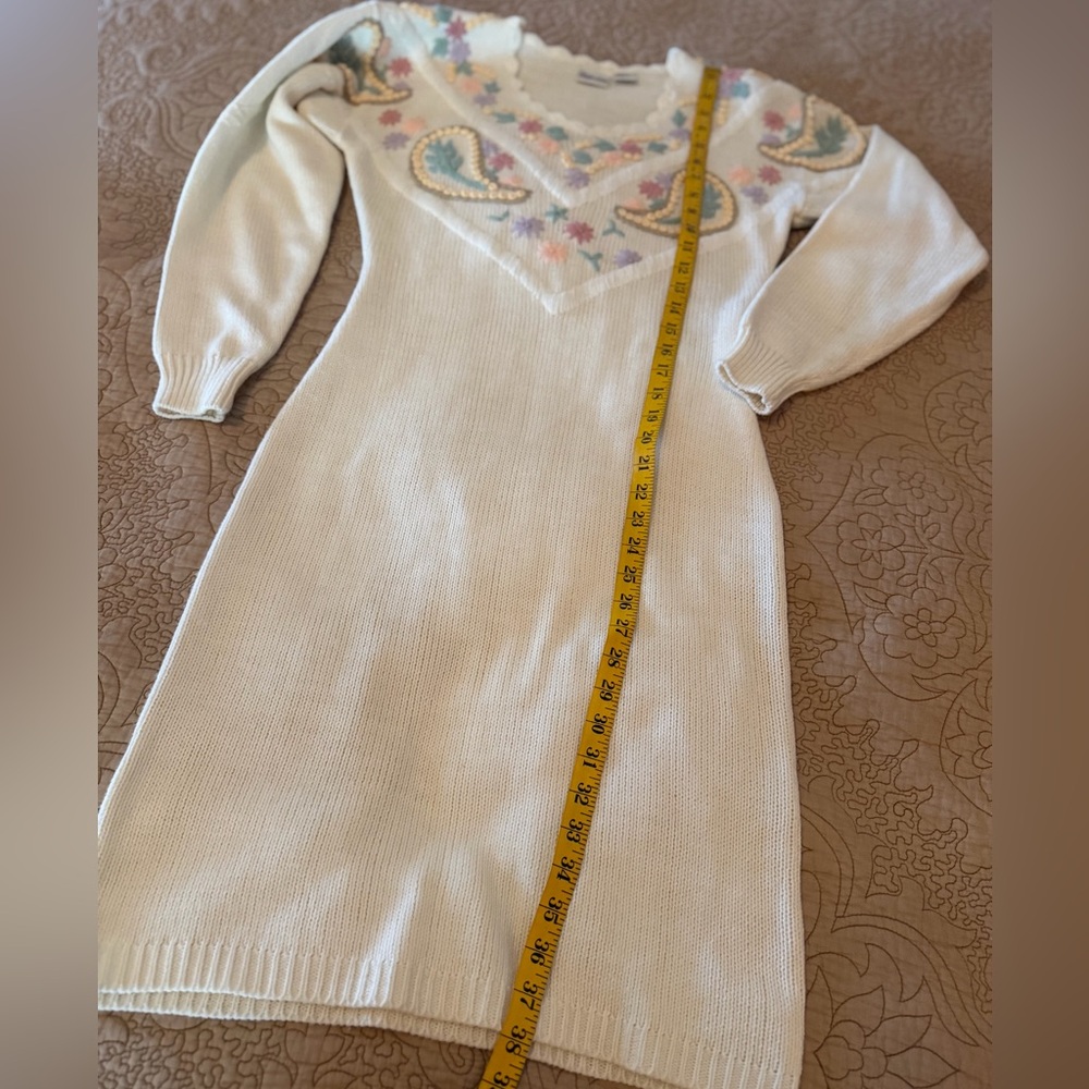 VTG 80s 90s Styleworks Cream Colored Pastel Floral Embroidered Sweater Dress, S - Picture 11 of 12